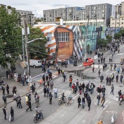 يوم راقص في شوارع سياتل